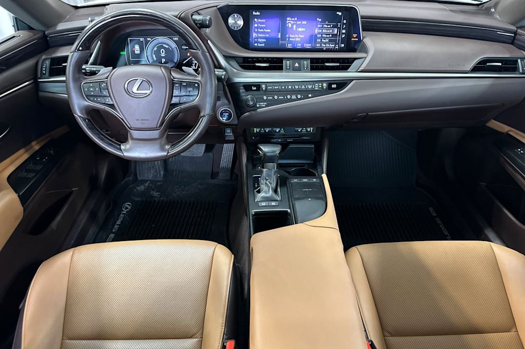 Thumbnail: 2019 Lexus ES - 2