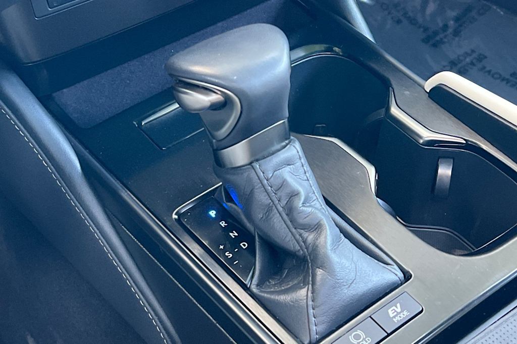 Thumbnail: 2025 Lexus ES - 15