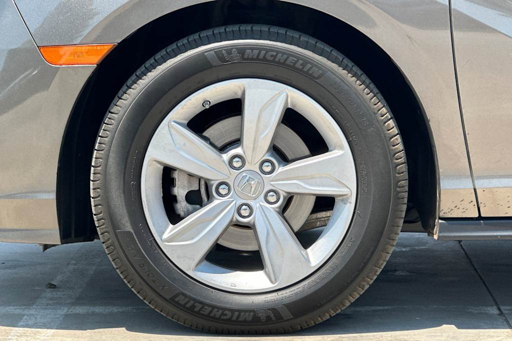 Thumbnail: 2019 Honda Odyssey - 8