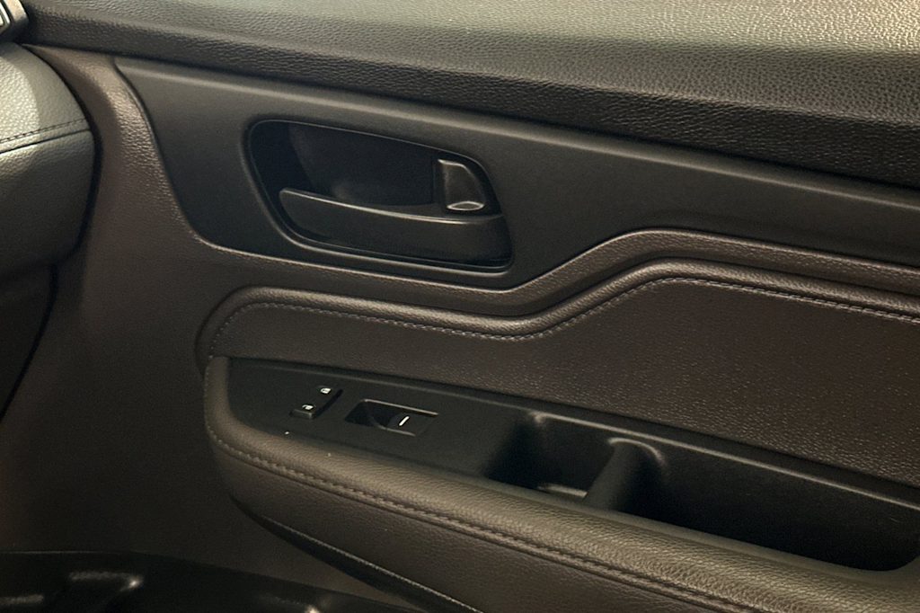 Thumbnail: 2019 Honda Odyssey - 26