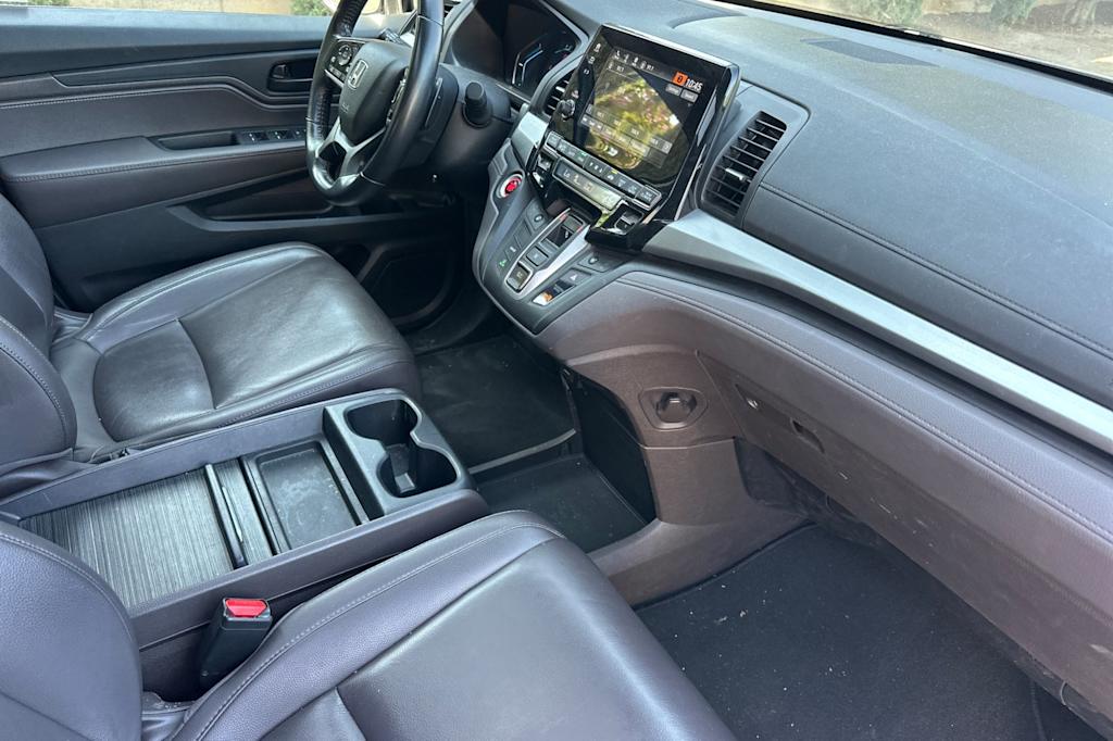 Thumbnail: 2019 Honda Odyssey - 12