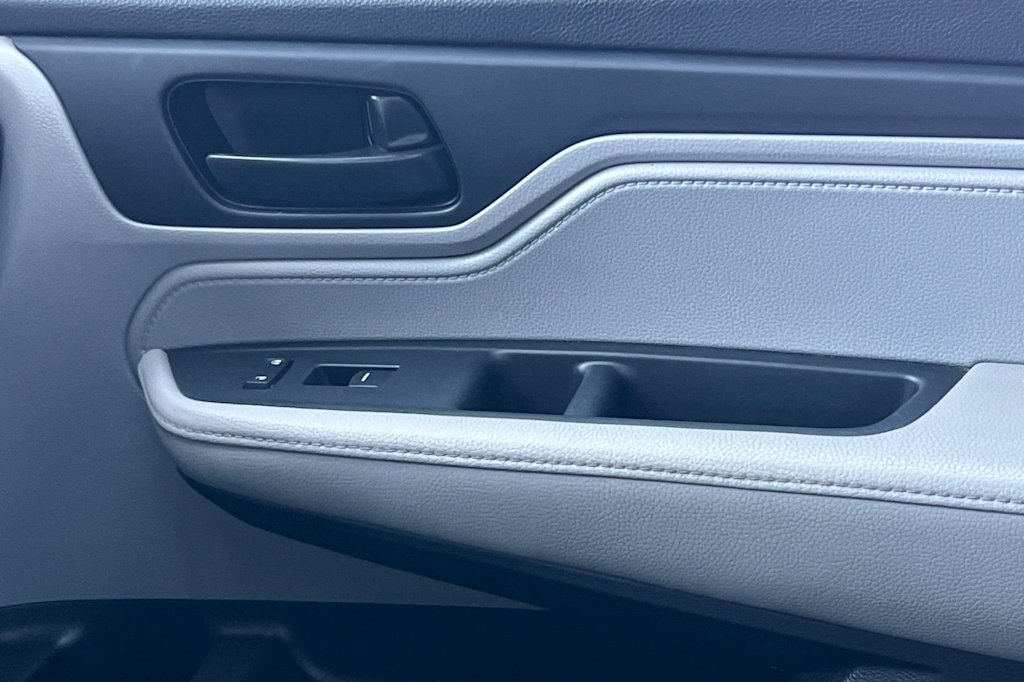 Thumbnail: 2021 Honda Odyssey - 27
