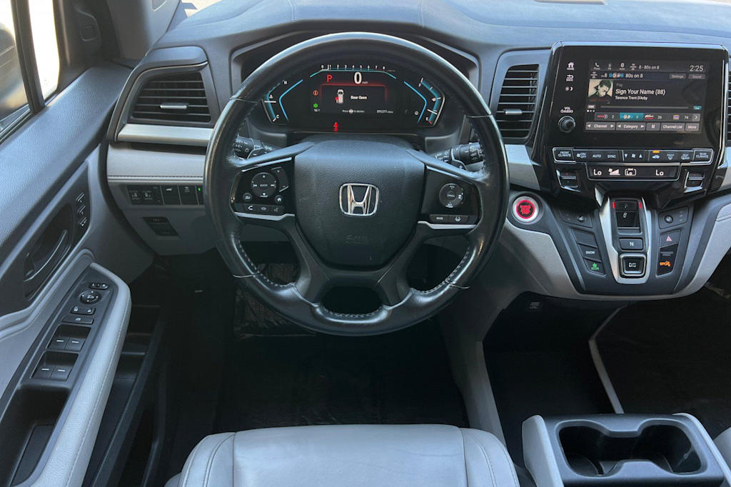 Thumbnail: 2018 Honda Odyssey - 12