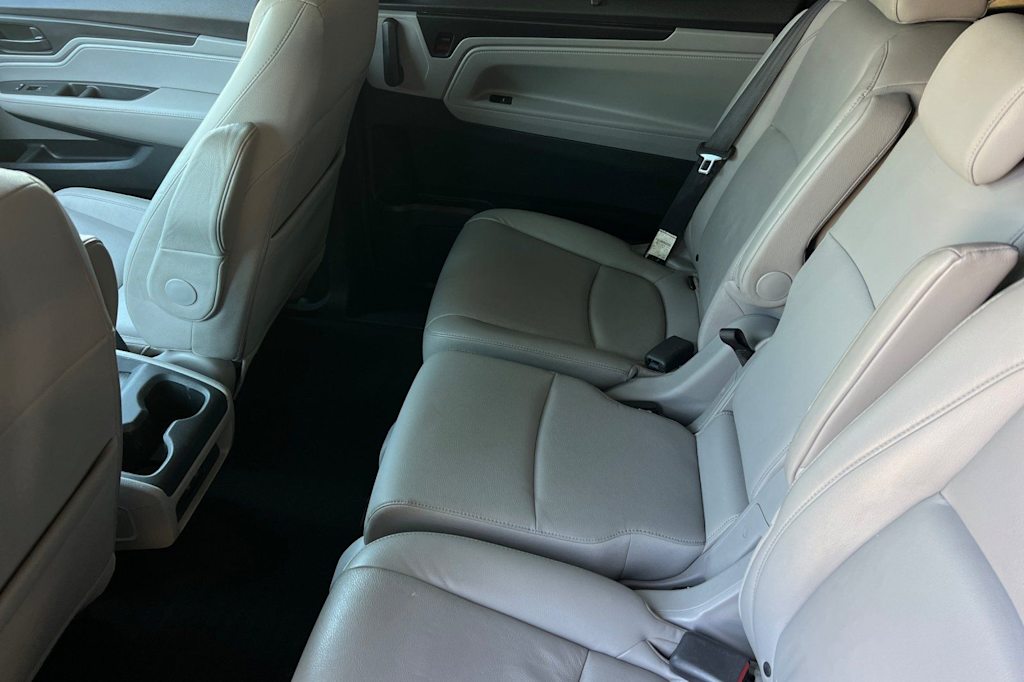 Thumbnail: 2018 Honda Odyssey - 11