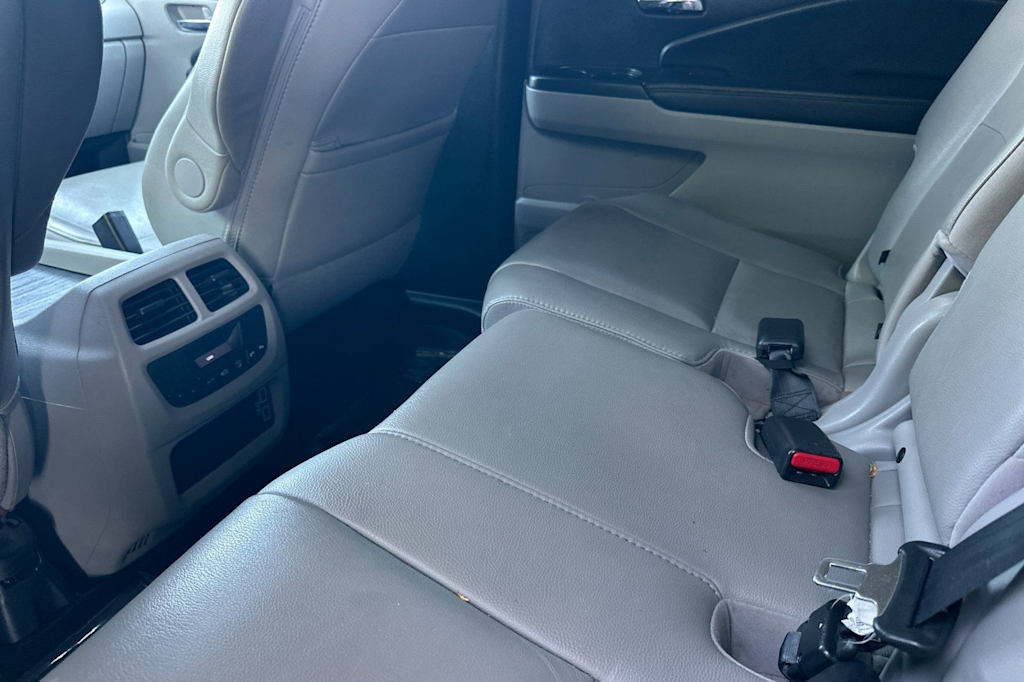 Thumbnail: 2019 Honda Pilot - 10