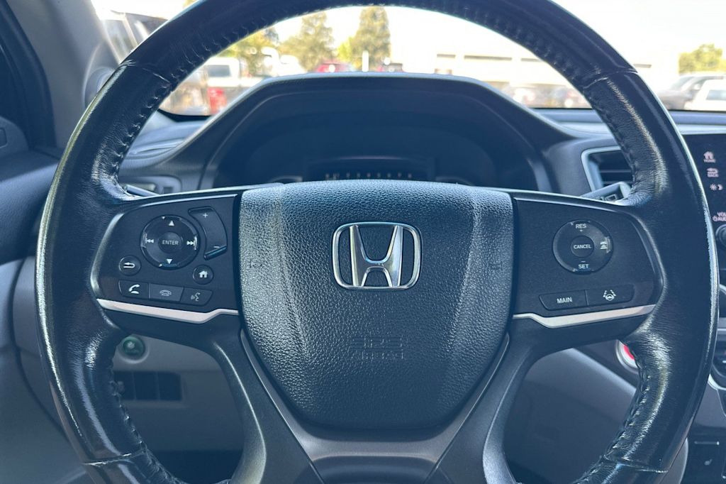 Thumbnail: 2019 Honda Pilot - 31