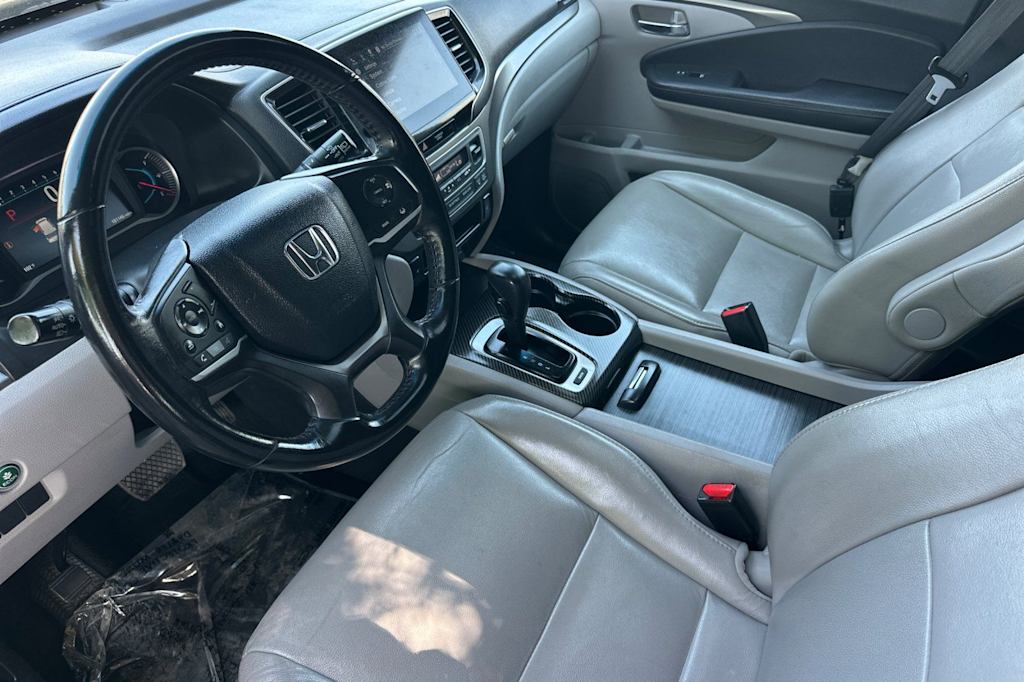 Thumbnail: 2019 Honda Pilot - 9