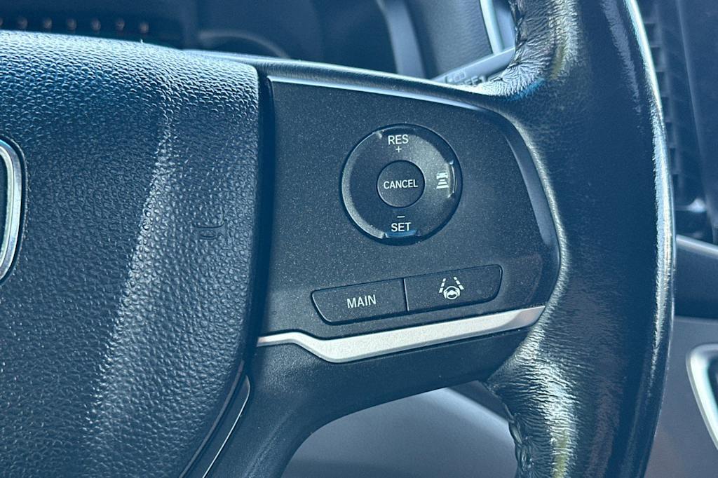 Thumbnail: 2019 Honda Pilot - 32