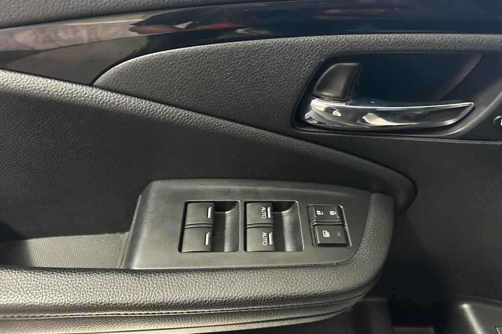 Thumbnail: 2022 Honda Pilot - 21