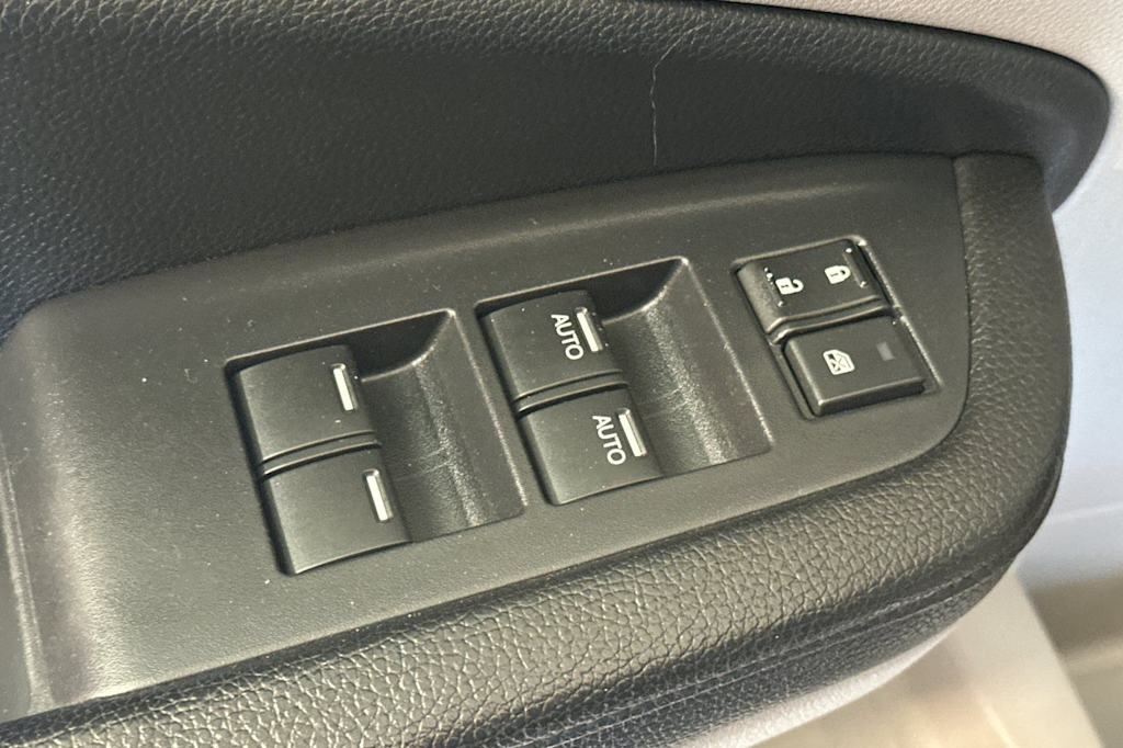 Thumbnail: 2016 Honda Pilot - 24