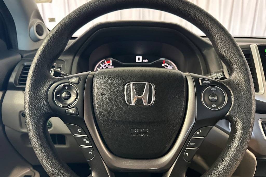 Thumbnail: 2016 Honda Pilot - 31