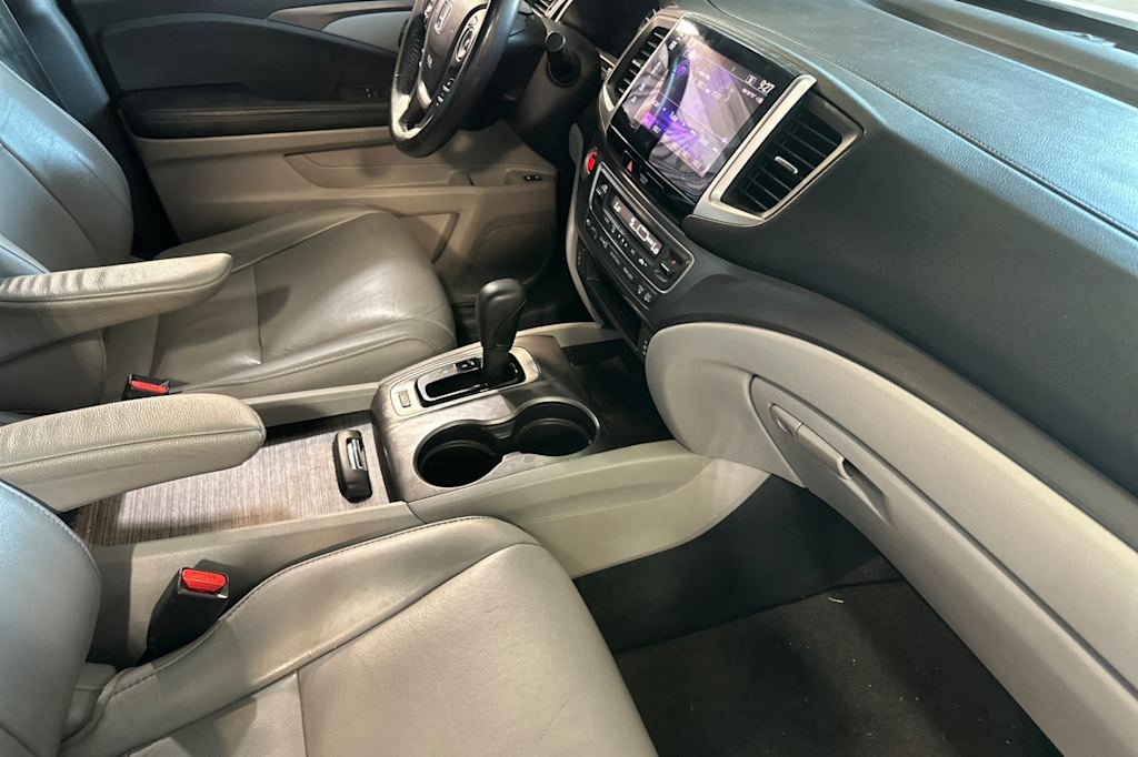 Thumbnail: 2016 Honda Pilot - 13