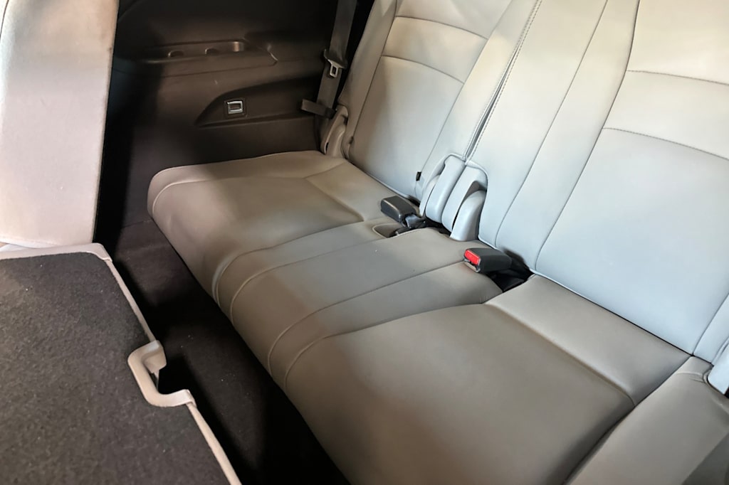 Thumbnail: 2016 Honda Pilot - 23