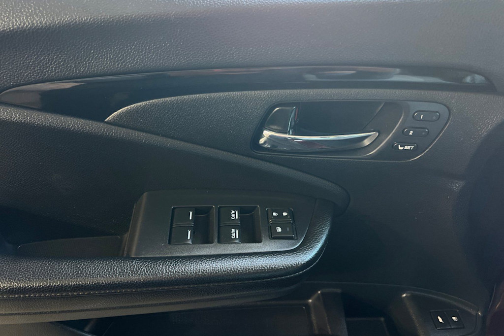 Thumbnail: 2019 Honda Passport - 22