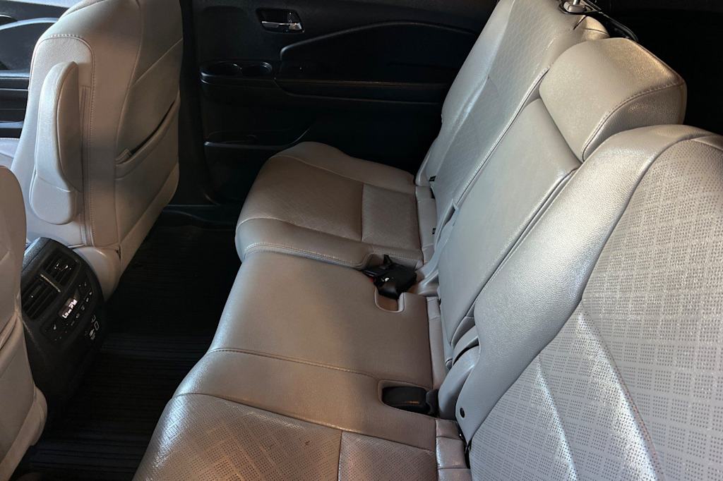 Thumbnail: 2019 Honda Passport - 11