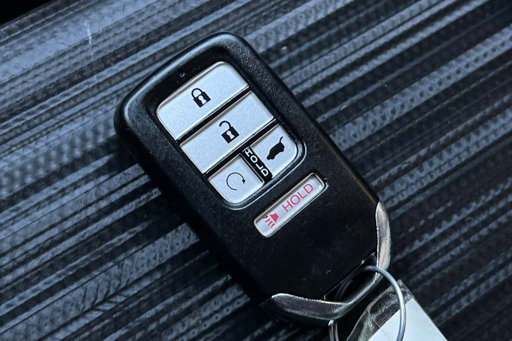 Thumbnail: 2019 Honda Passport - 17