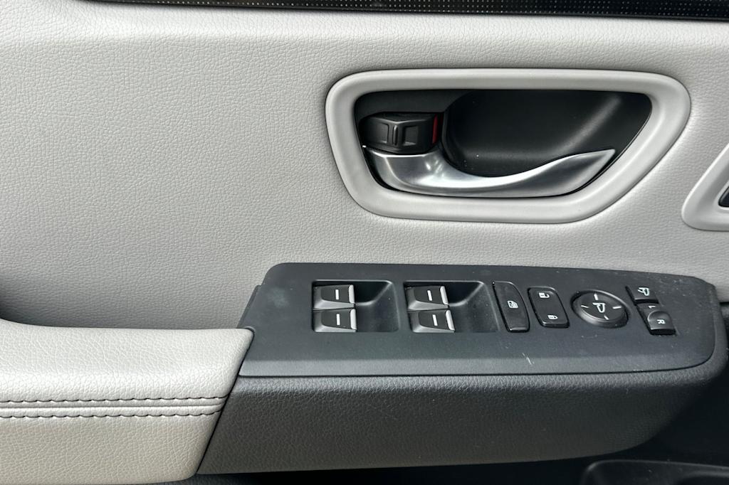 Thumbnail: 2024 Honda Pilot - 23