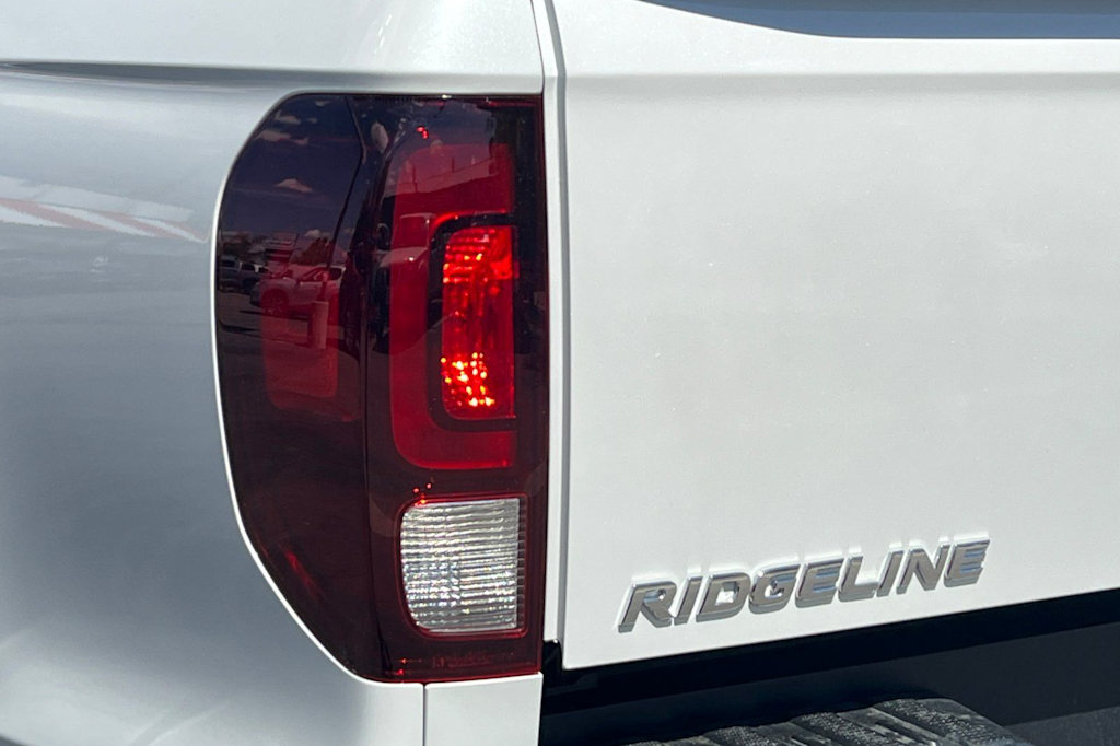 Thumbnail: 2023 Honda Ridgeline - 24