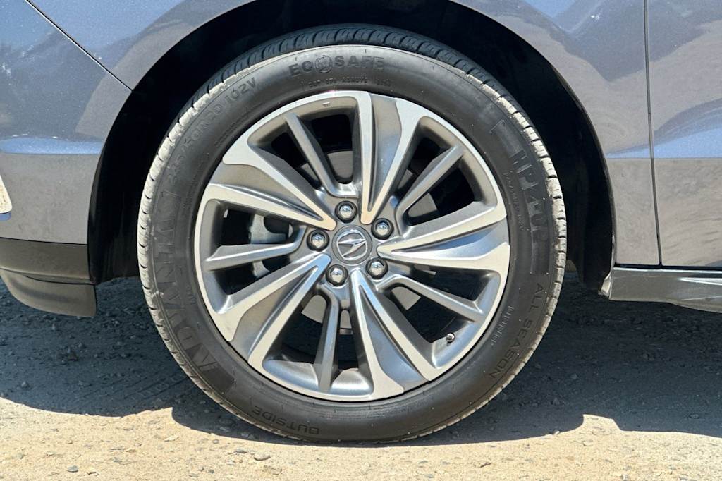Thumbnail: 2017 Acura MDX - 8