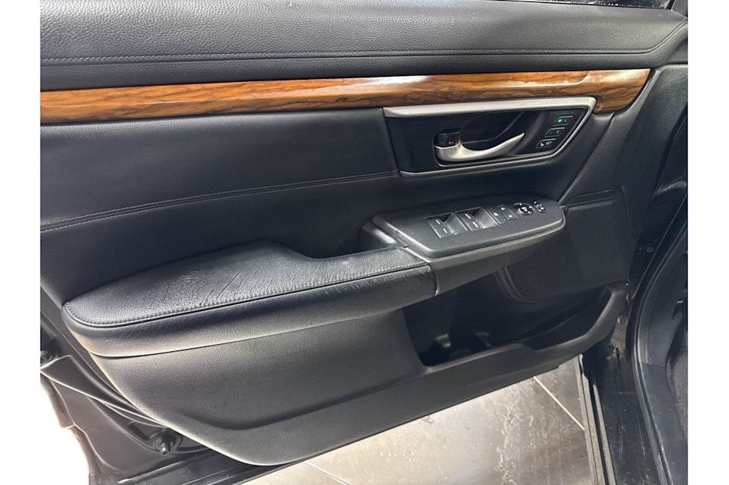 Thumbnail: 2017 Honda CR-V - 21