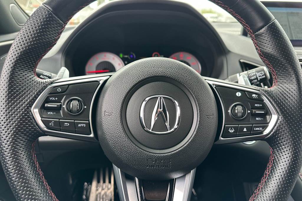 Thumbnail: 2025 Acura RDX - 30