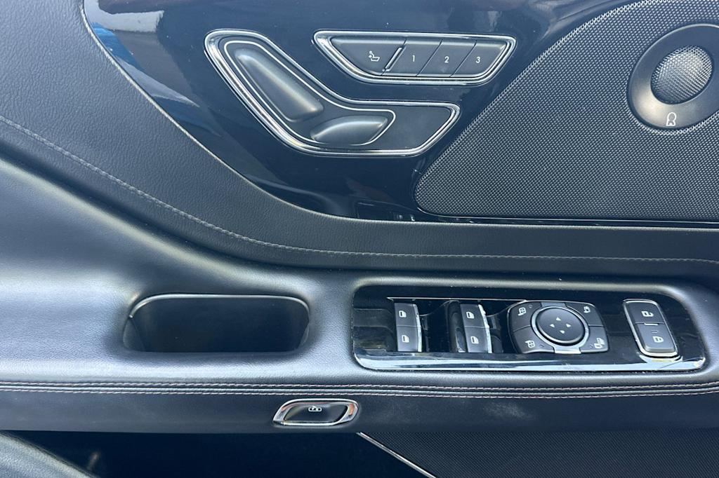 Thumbnail: 2022 Lincoln Aviator - 22