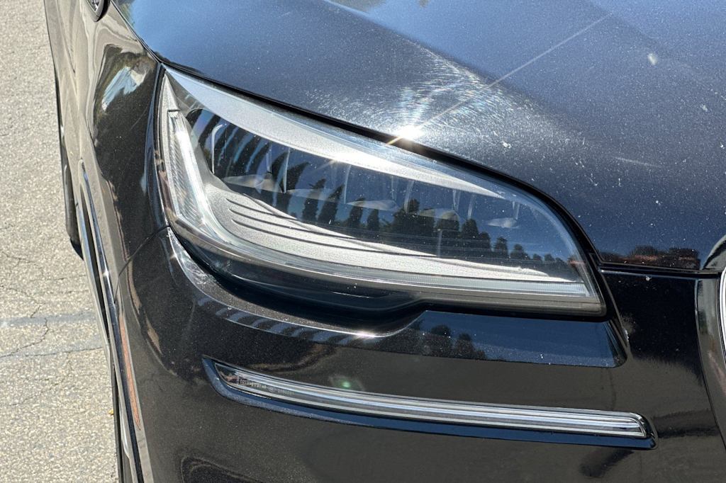 Thumbnail: 2022 Lincoln Aviator - 36
