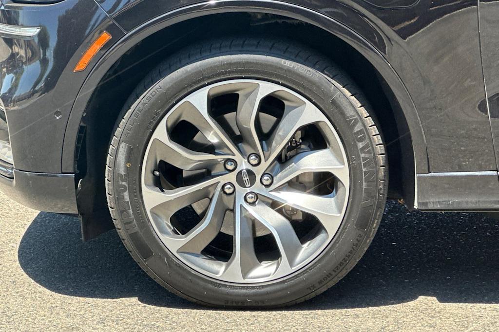 Thumbnail: 2022 Lincoln Aviator - 7