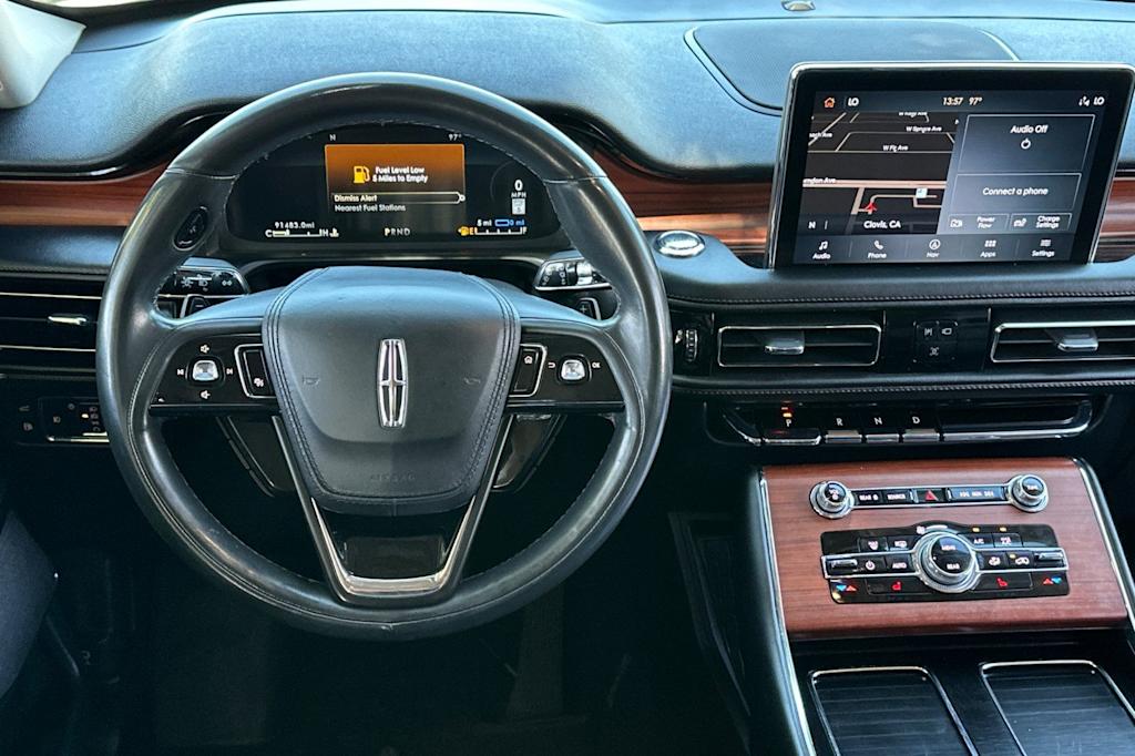Thumbnail: 2022 Lincoln Aviator - 11