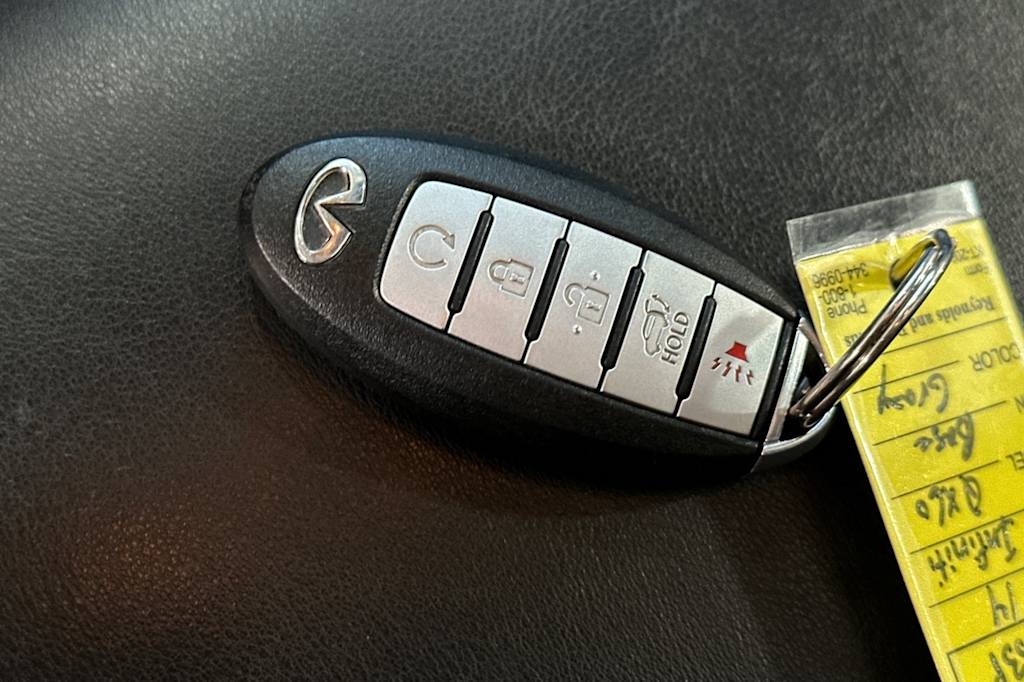 Thumbnail: 2014 INFINITI QX60 - 17