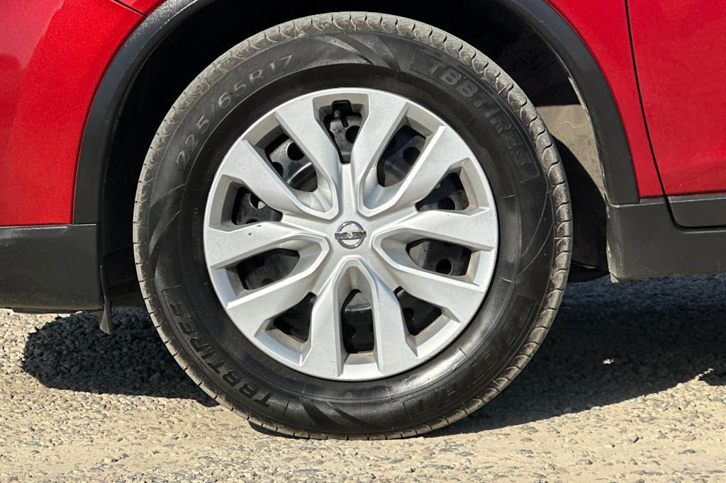 Thumbnail: 2016 Nissan Rogue - 8
