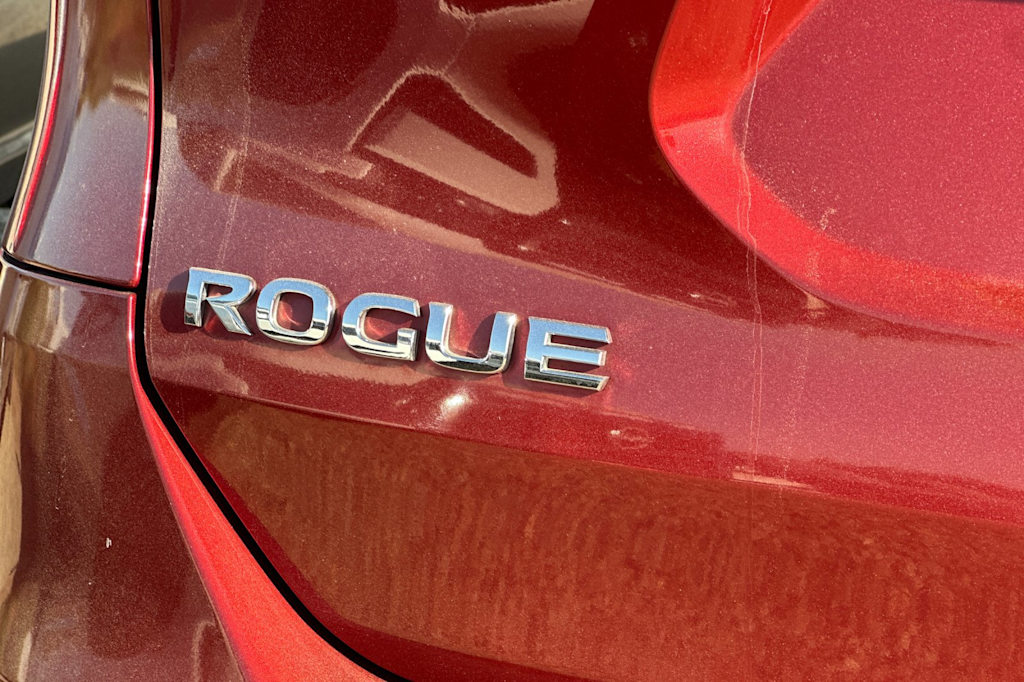 Thumbnail: 2016 Nissan Rogue - 7