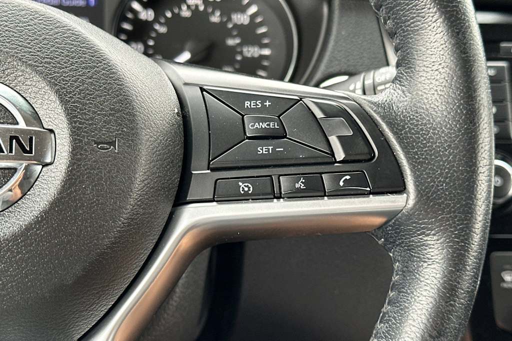 Thumbnail: 2019 Nissan Rogue - 31