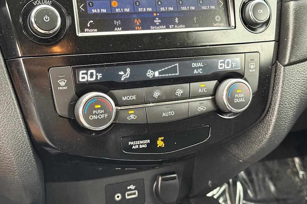 Thumbnail: 2019 Nissan Rogue - 29