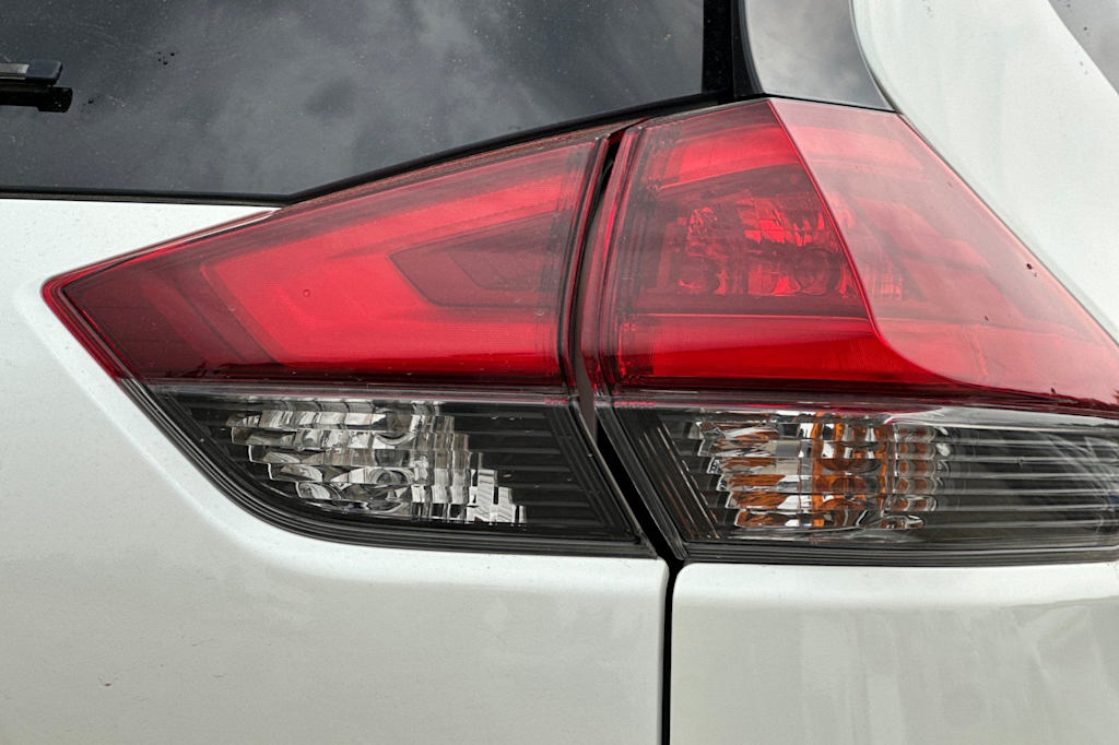 Thumbnail: 2019 Nissan Rogue - 36