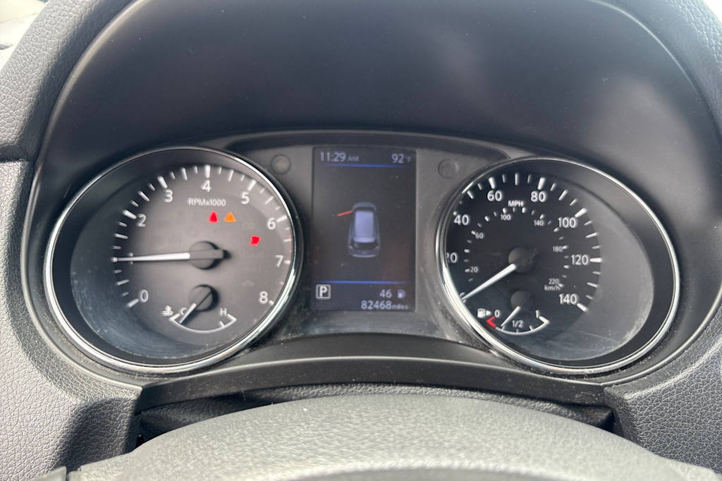 Thumbnail: 2019 Nissan Rogue - 16