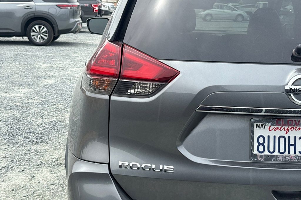 Thumbnail: 2019 Nissan Rogue - 21