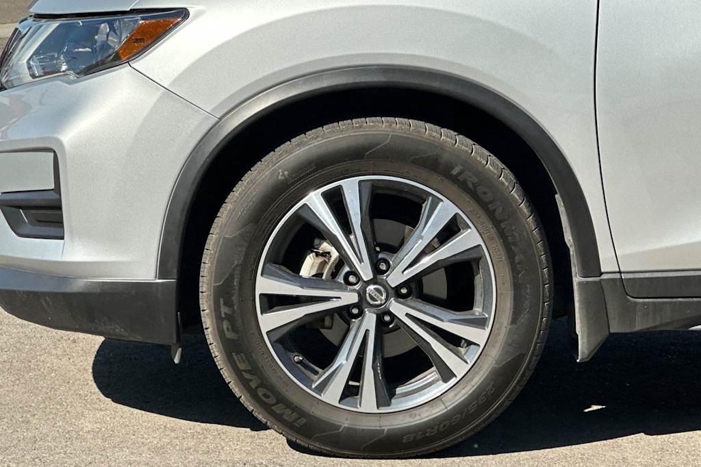 Thumbnail: 2020 Nissan Rogue - 8
