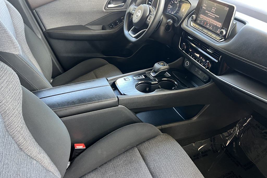 Thumbnail: 2021 Nissan Rogue - 13