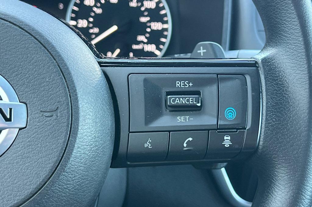 Thumbnail: 2021 Nissan Rogue - 31