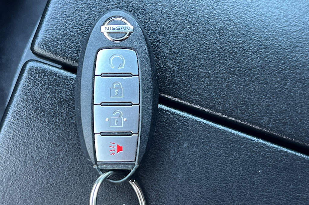 Thumbnail: 2021 Nissan Rogue - 18