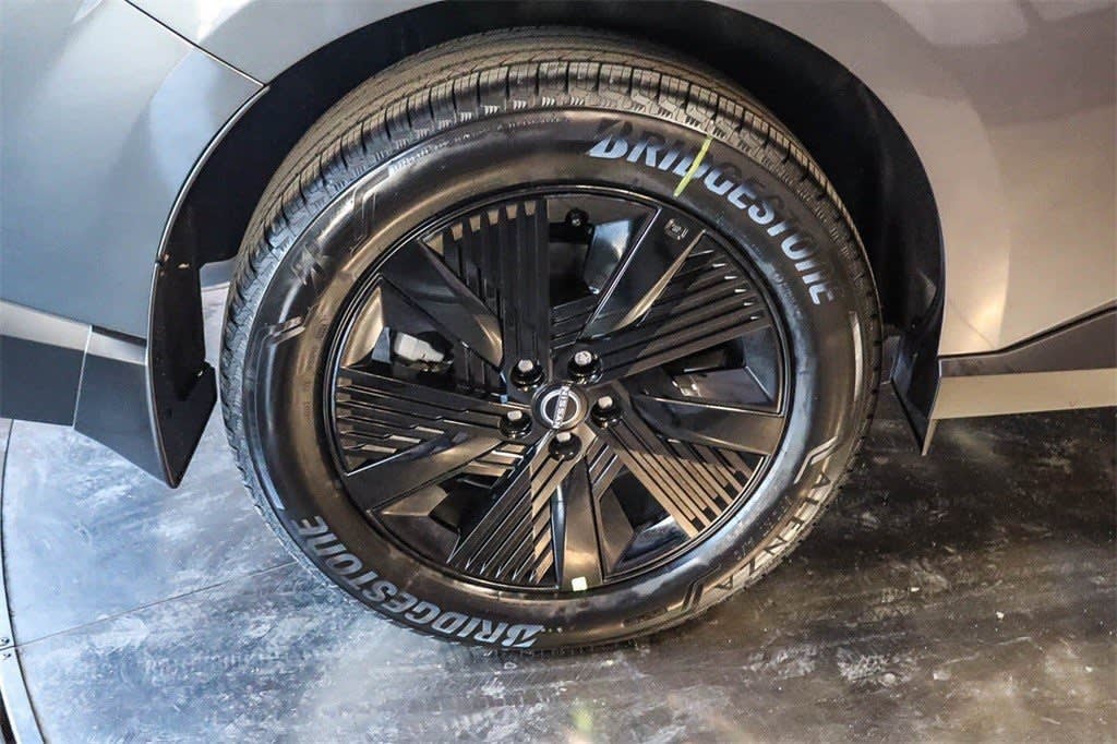 2025 Nissan Murano Platinum 16