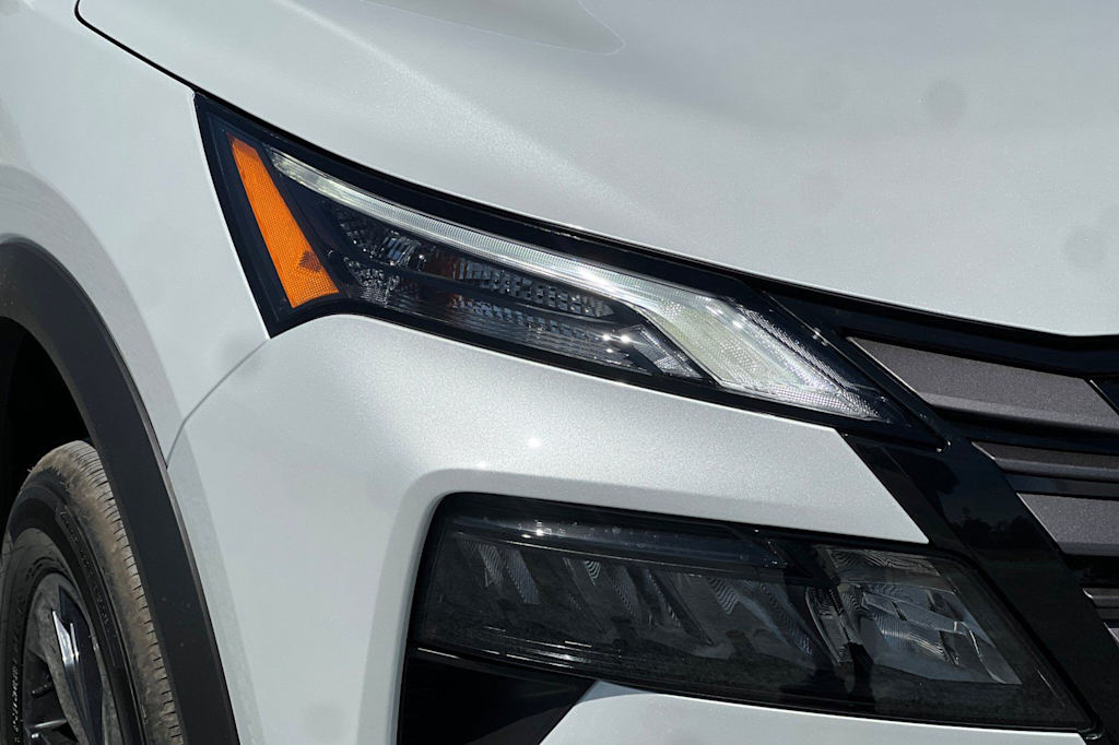 Thumbnail: 2026 Nissan Rogue - 32
