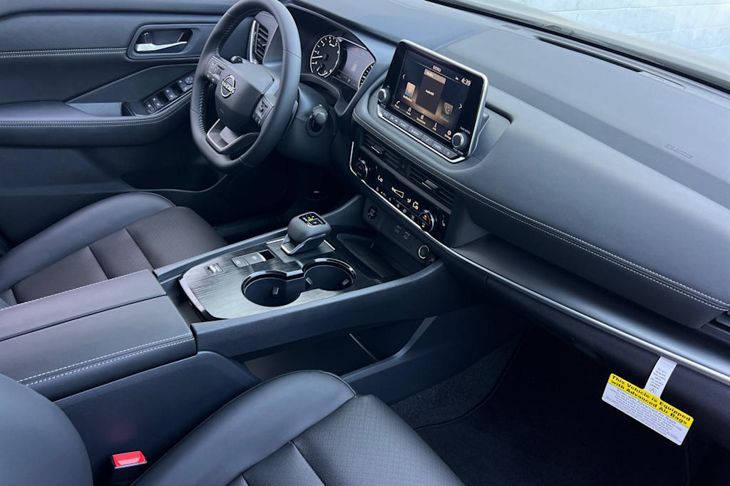 Thumbnail: 2026 Nissan Rogue - 12