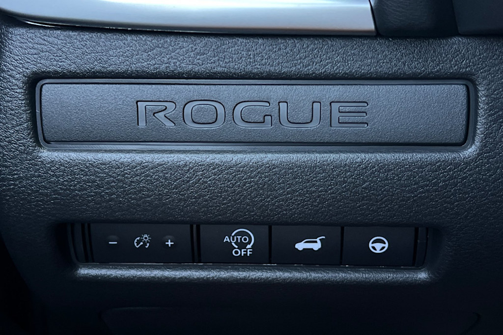 Thumbnail: 2026 Nissan Rogue - 32