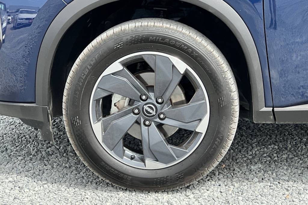 Thumbnail: 2025 Nissan Rogue - 8