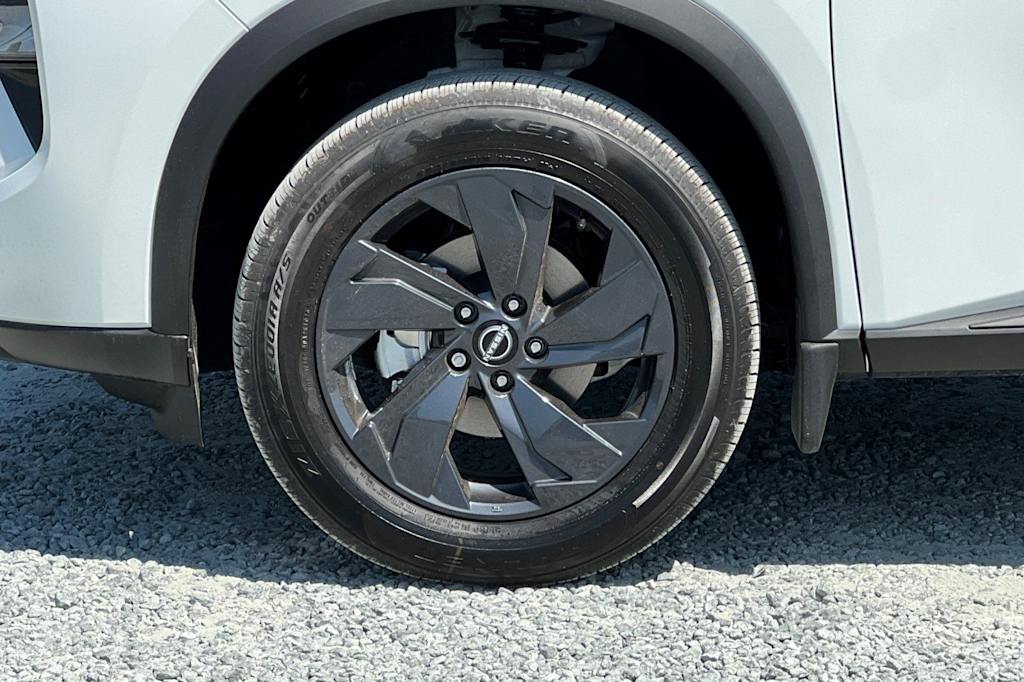 Thumbnail: 2026 Nissan Rogue - 8