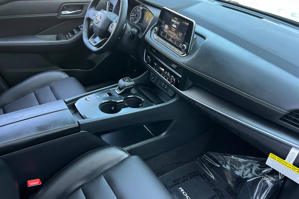 Thumbnail: 2026 Nissan Rogue - 13