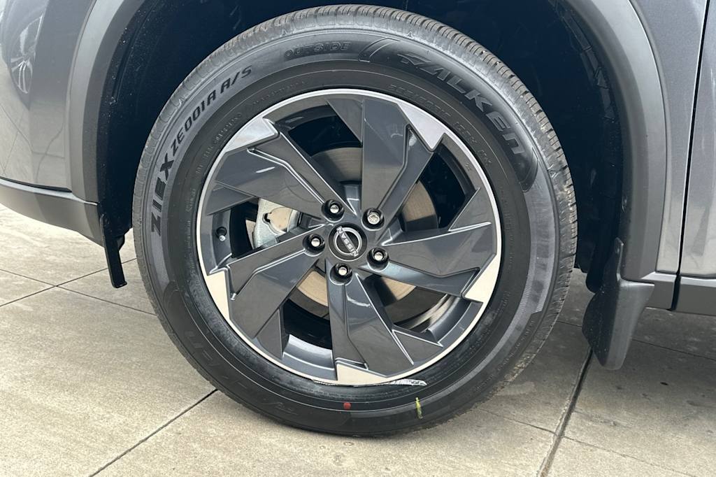 Thumbnail: 2026 Nissan Rogue - 8