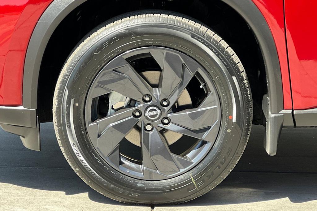 Thumbnail: 2026 Nissan Rogue - 8